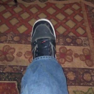 Meet your Posher, Jerome